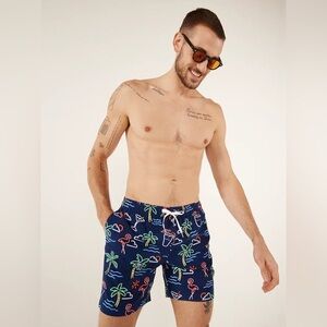 Chubbies Classic Swim Trunk The Neon Glades 7” inseam Size S Navy Alligator